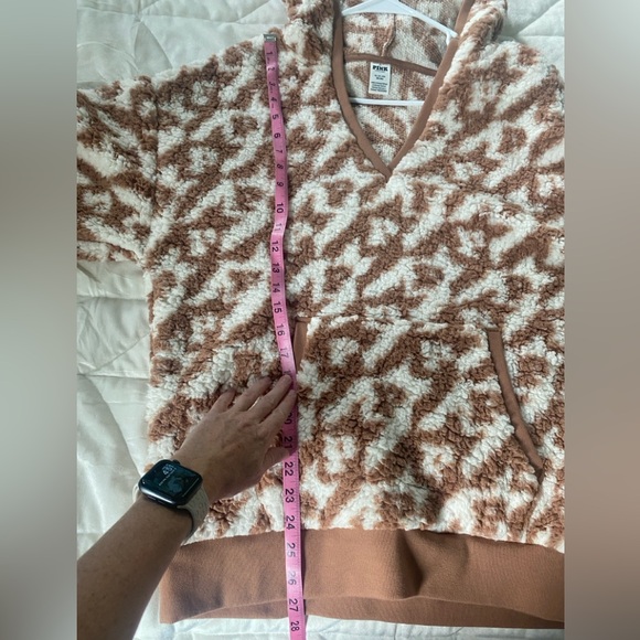 PINK Victoria's Secret Oversized Sherpa Hoodie - Picture 9 of 11
